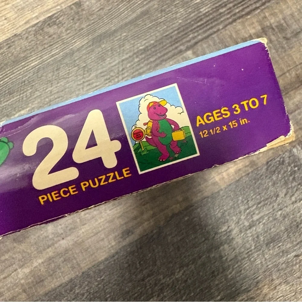 VINTAGE 1993 Milton Bradley BARNEY COMPLETE Puzzle set 24 pieces